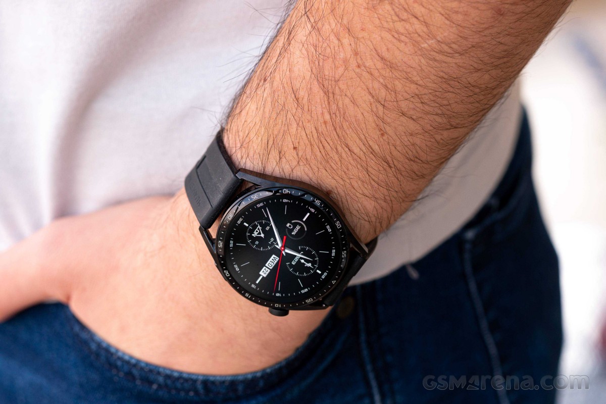 HUAWEI WATCH GT 3,Long Battery Life, built-in GPS smartwatch