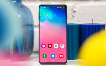 Samsung Galaxy S10 series is receiving Android 12-based One UI 4 stable update