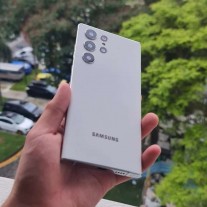 Samsung Galaxy S22 dummy, source: @hypark22