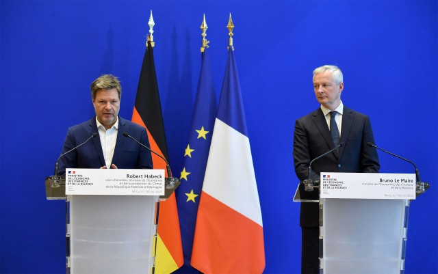 Robert Habeck</p>

<p>(German Economy Minister) and Bruno Le Maire (French Finance Minister)