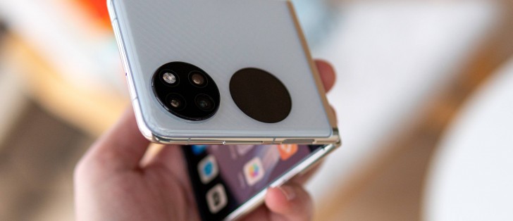 Huawei P50 Pocket in for review - Vimarsana News