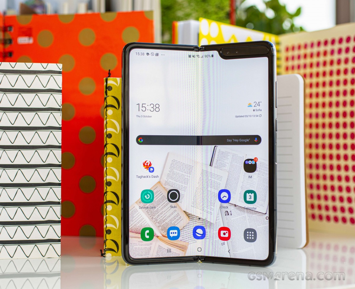 Samsung Galaxy Fold 5G gets Android 12 and OneUI 4.0 update