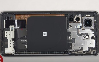 Xiaomi 12 Pro disassembly video appears