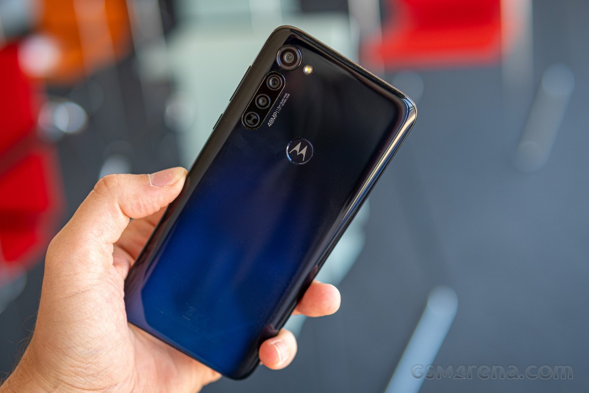 Motorola’s first smartphone receiving Android 12 stable update was launched in 2020