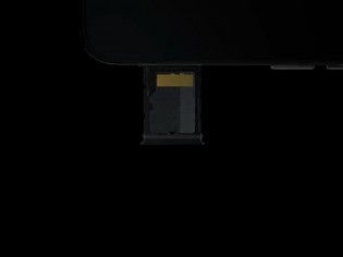 Teasers oficiales de Nord CE 2: ranura para tarjeta microSD para hasta 1 TB de almacenamiento adicional