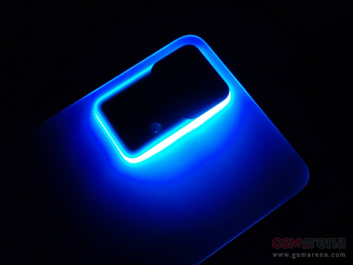 Oppo Reno7 Pro 5G with breathing light