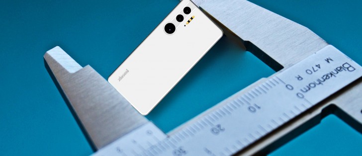 Alleged Xiaomi 12 mini render surfaces with sub-6 inch AMOLED display - Vimarsana News