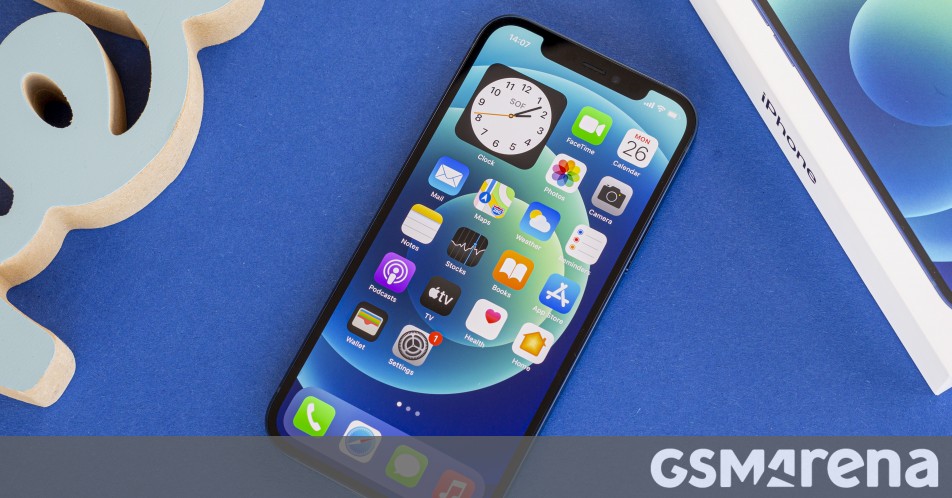 Apple had 7 of the 10 best selling phones in 2021 - GSMArena.com news