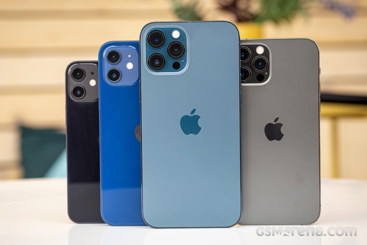 Apple had 7 of the 10 best selling phones in 2021