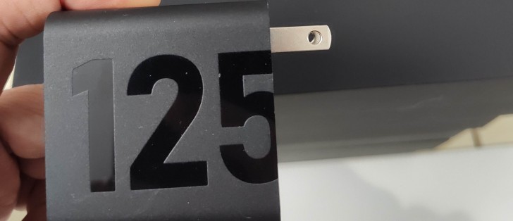 Motorola executive teases 125W charger - Vimarsana News