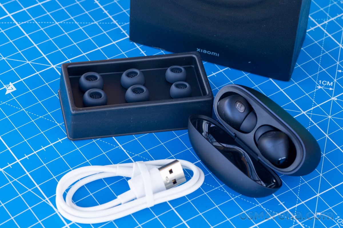 Xiaomi Buds 3T Pro, TWS, Bluetooth 5.2, Surround Sound, 40 dB Adaptive ANC,  3+1 ANC Modes, Dual Transparency Modes, LHDC 4.0 Codec, IP55, Wireless  Charging, White 