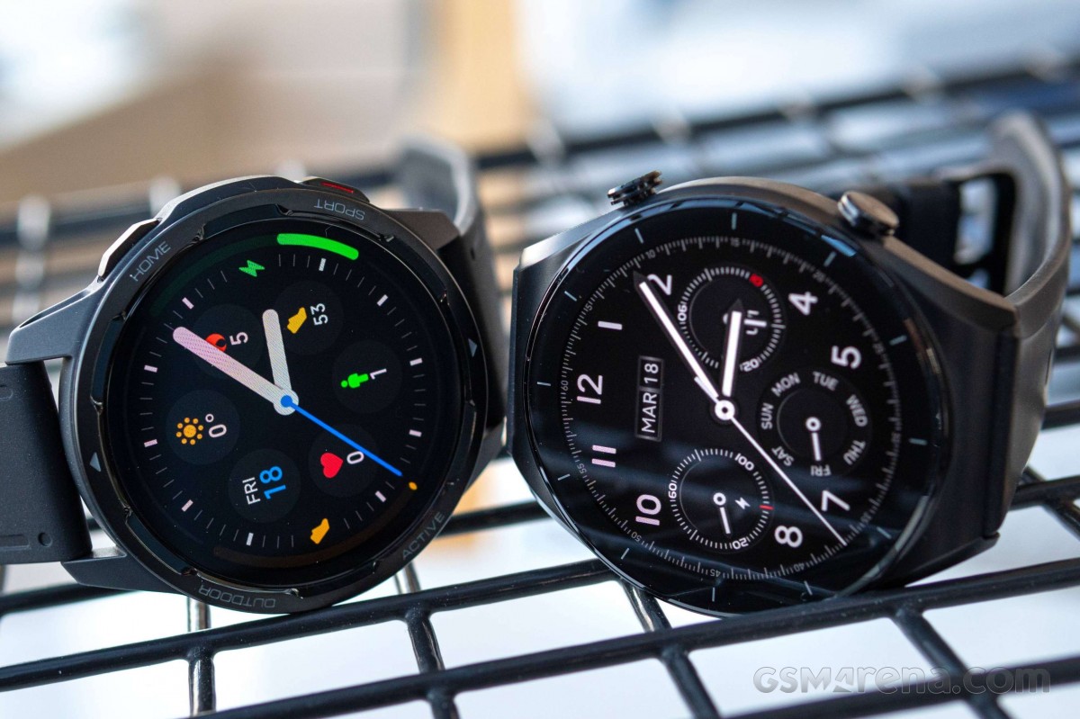 Xiaomi Watch S1 Active on the left and S1 on the right