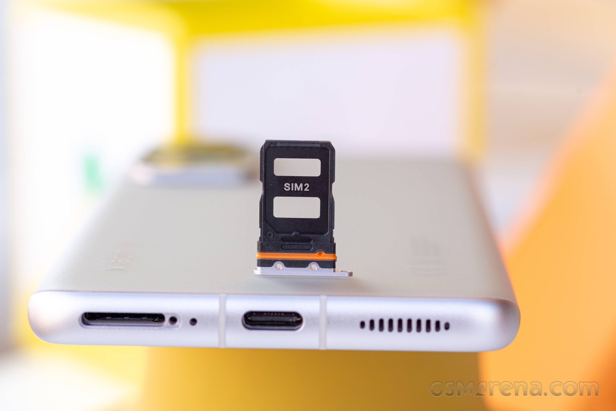 Android 13 may allow two carrier connections on one eSIM
