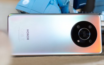Honor Magic4 Lite in for review