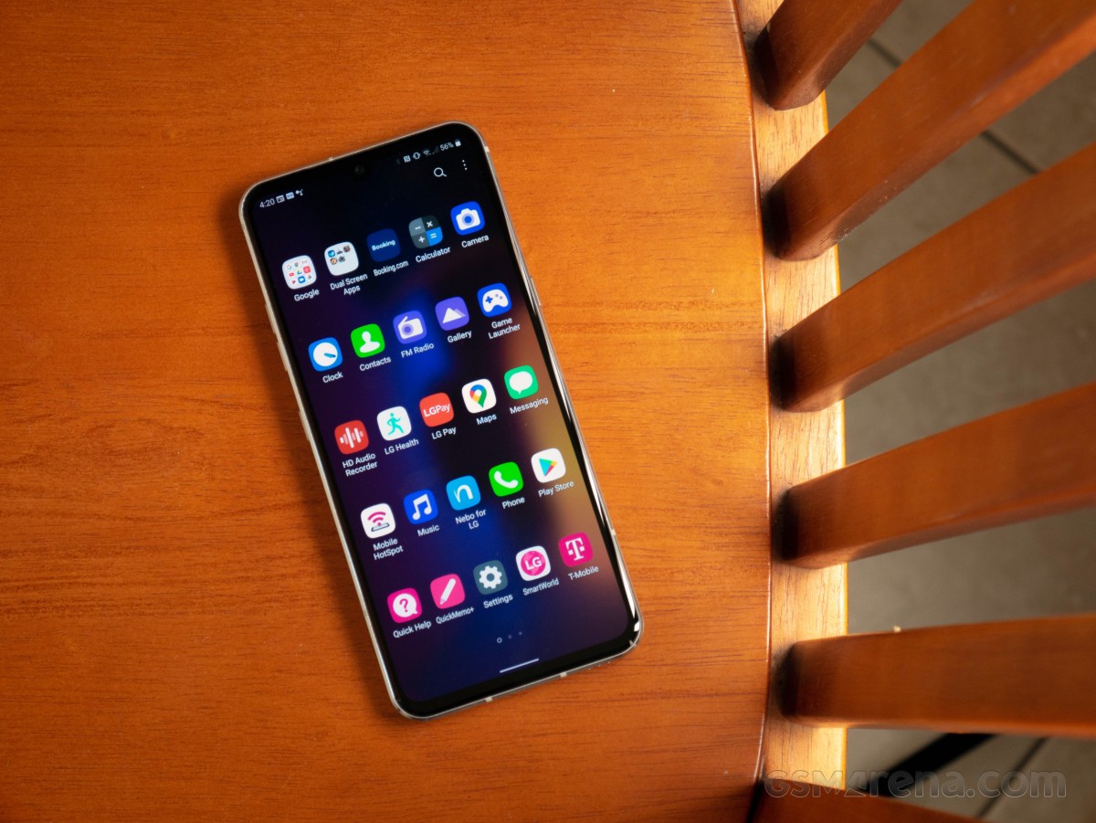 The LG V60 ThinQ now receives Android 12 in the US