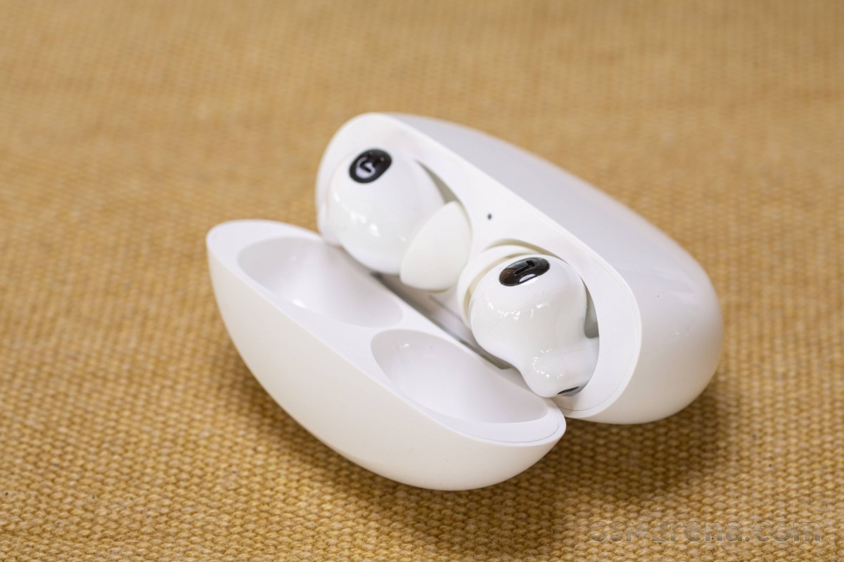 Oppo Enco X2 Review: Arguably the best TWS earbuds under Rs 15,000  currently – Firstpost