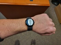 A Google Pixel Watch was forgotten at a restaurant (photos by u/tagtech414)