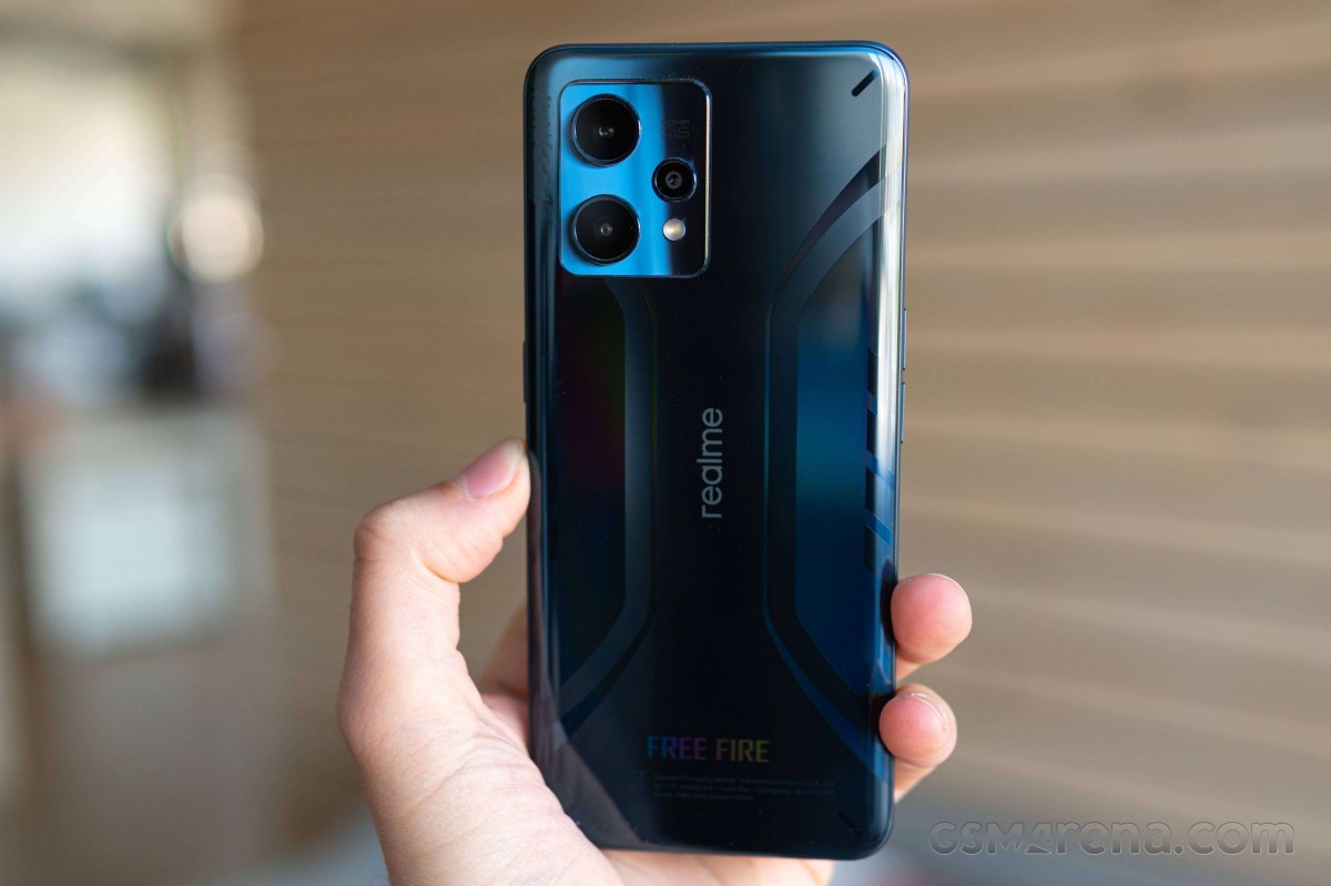 Realme 10 Pro Plus Gaming Review, Free fire 🔥