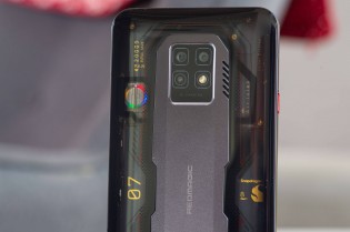 nubia Red Magic 7 Pro unboxing, ventilador incorporado