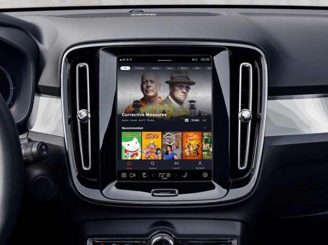 Bientôt, vous pourrez regarder des films sur l'écran de votre voiture (Exclusif pour Android Auto OS)