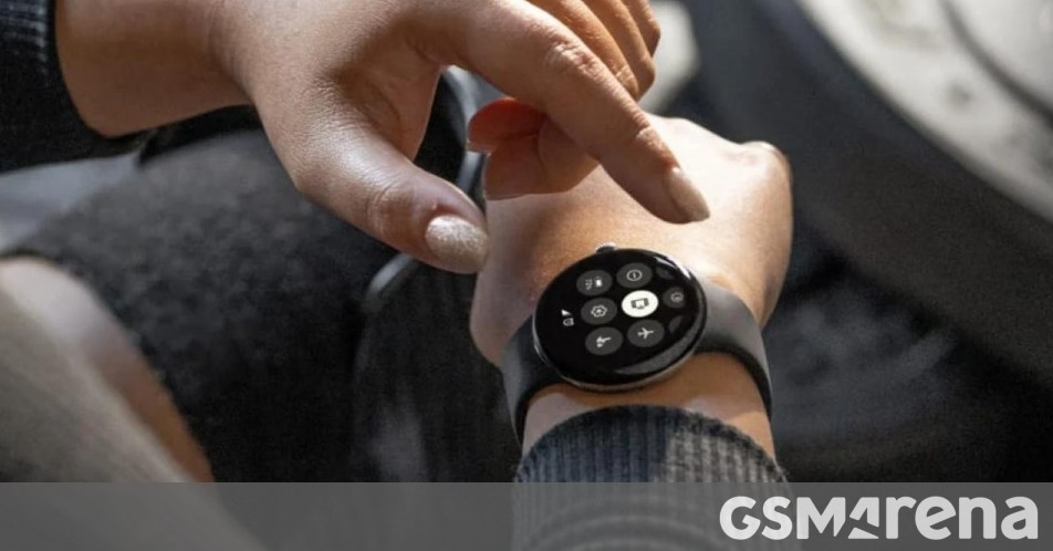 The Pixel Watch might be more expensive than the Samsung Galaxy Watch5