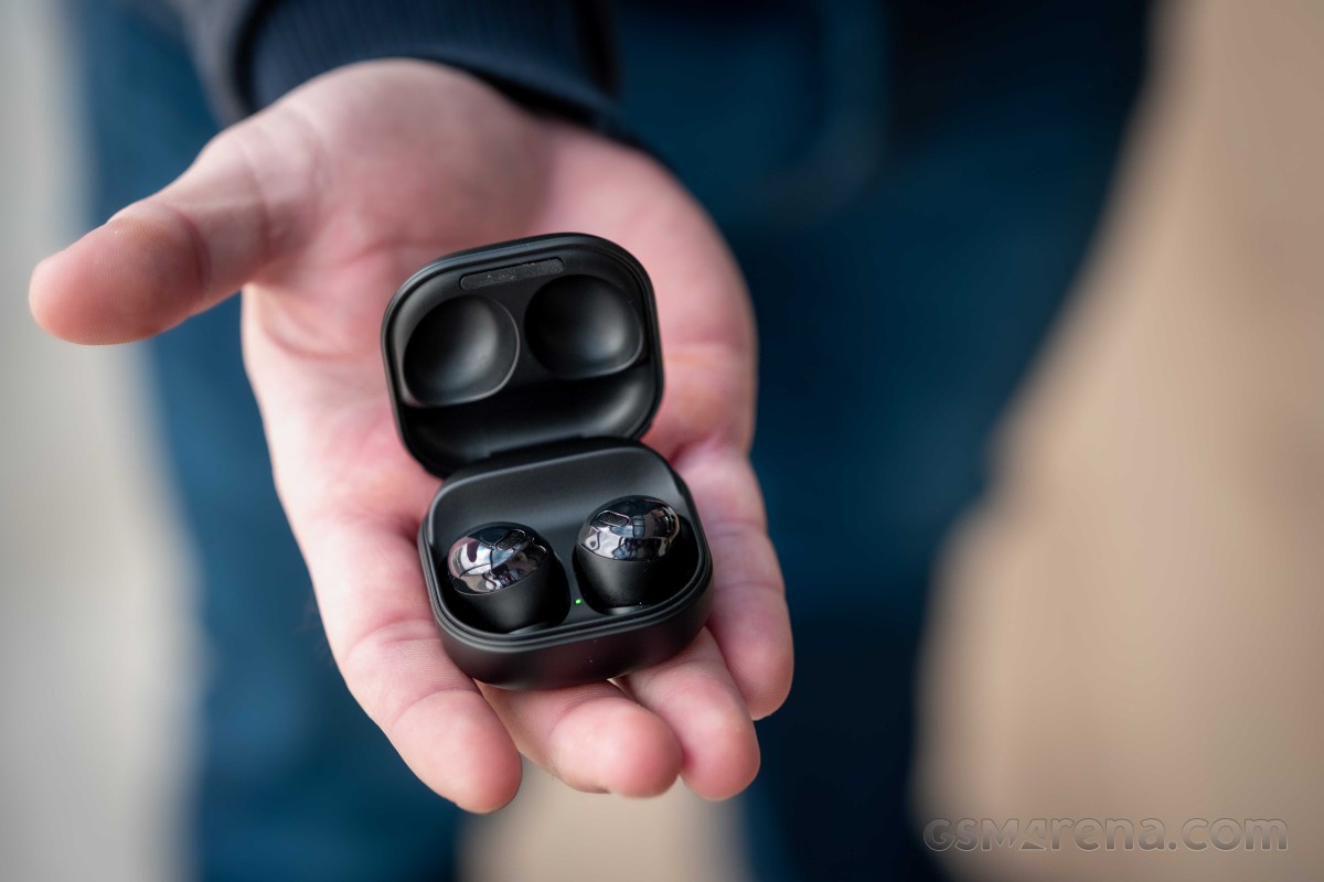 Samsung pushes updates for Galaxy Buds Pro and Galaxy Wearable app