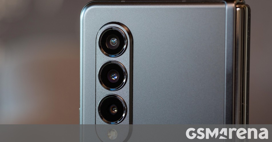 Samsung's Expert RAW camera app is now available for Galaxy Z Fold3 ...