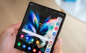 Samsung Galaxy Z Fold4's foldable screen to have a less prominent crease