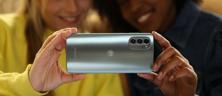 Motorola launches Moto G62 and G42 in Europe - Vimarsana News