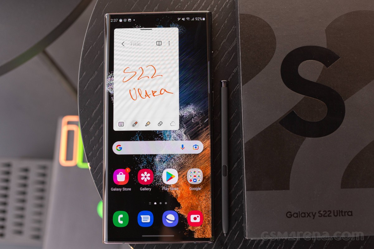Samsung Galaxy S22 Ultra'nın son dört Galaxy Notes'tan daha fazla satması bekleniyor