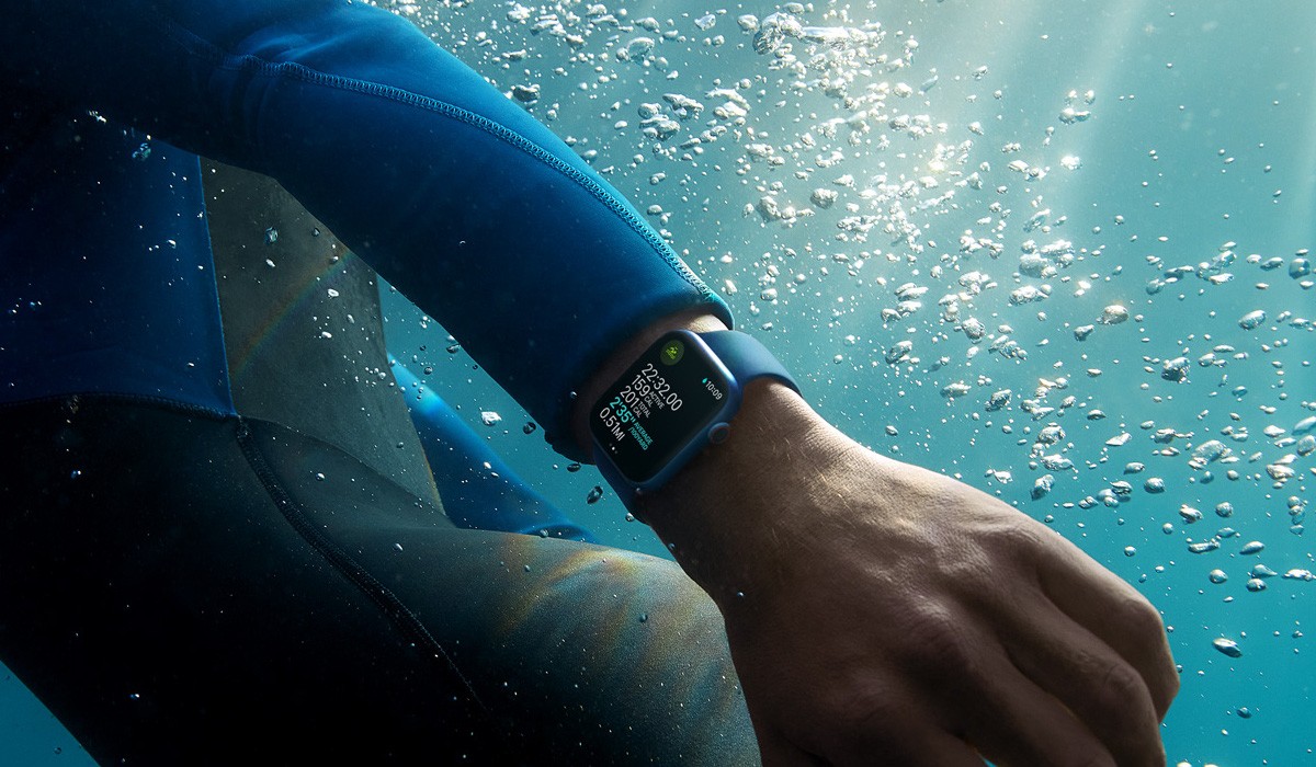 Gurman: Apple Watch Pro ruggedized smartwatch will start at $900