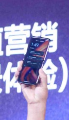 Presentasi Motorola Razr oleh Chen Jin (Lenovo China Mobile GM)
