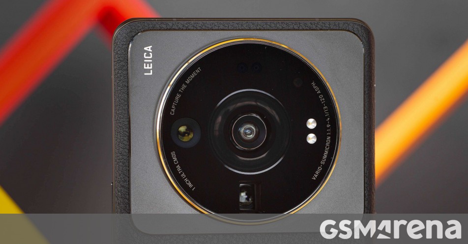 Xiaomi 12S Ultra Imaging Limited Edition augments the flagship smartphone's  1-inch main camera with new screw-on filters and the case to match -   News