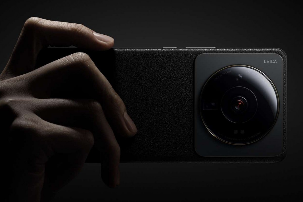 This Xiaomi 12S Ultra concept smartphone comes with a 1 sensor and  Leica M-mount - Leica Rumors