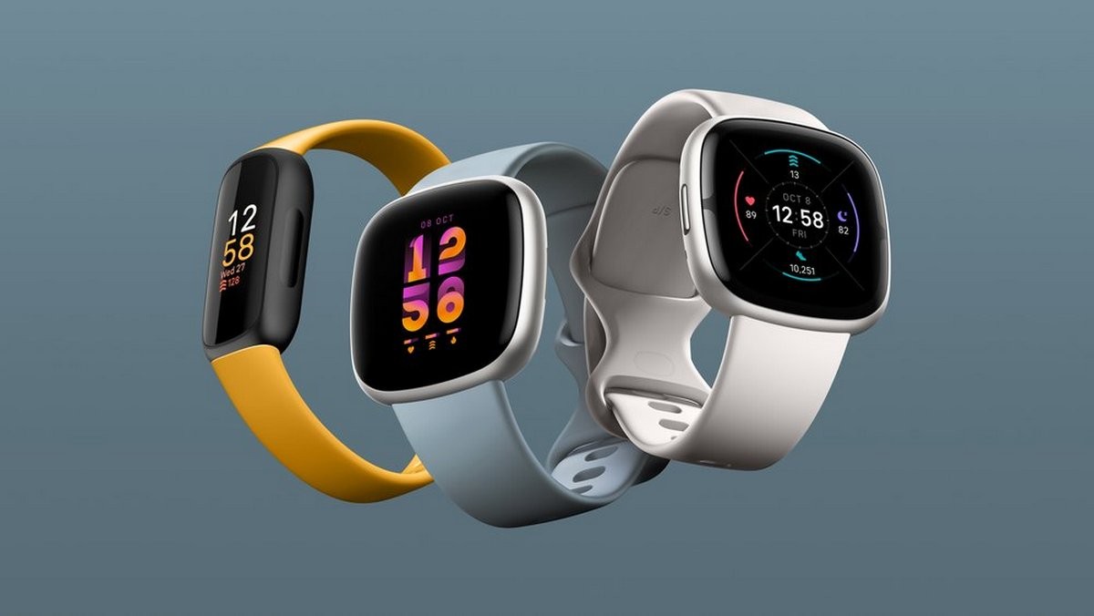 Newest on sale fitbit smartwatch