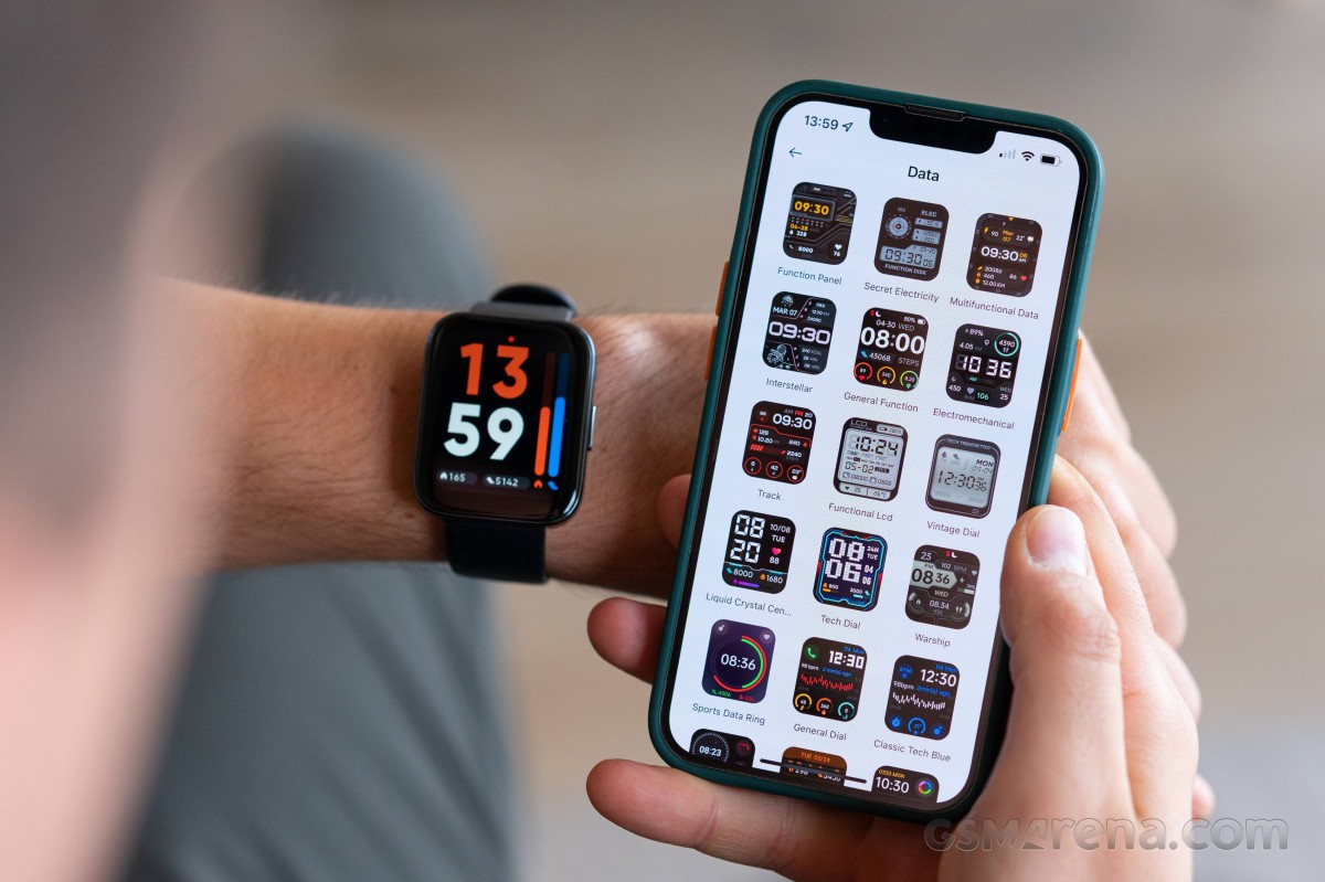 Realme 2025 watch iphone