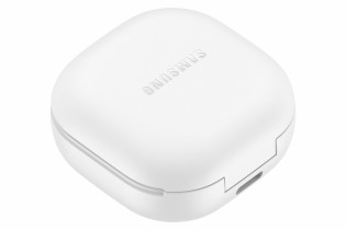 Samsung Galaxy Buds2 Pro's charging case