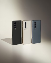 Samsung Galaxy Z Fold4 comes in three colors: Phantom Black, Beige and Graygreen