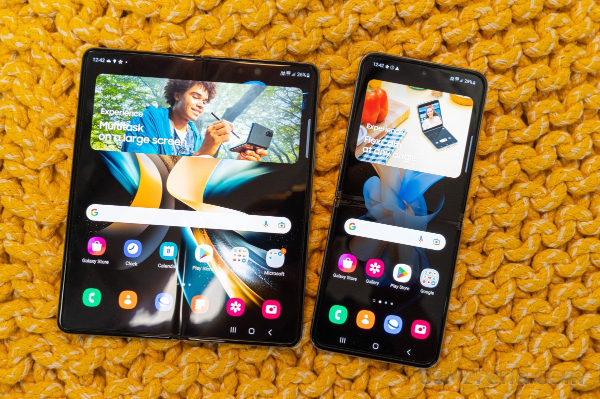 With Samsung Care+ you can fix the Galaxy Z Fold4 or Z Flip4's screen for USD29