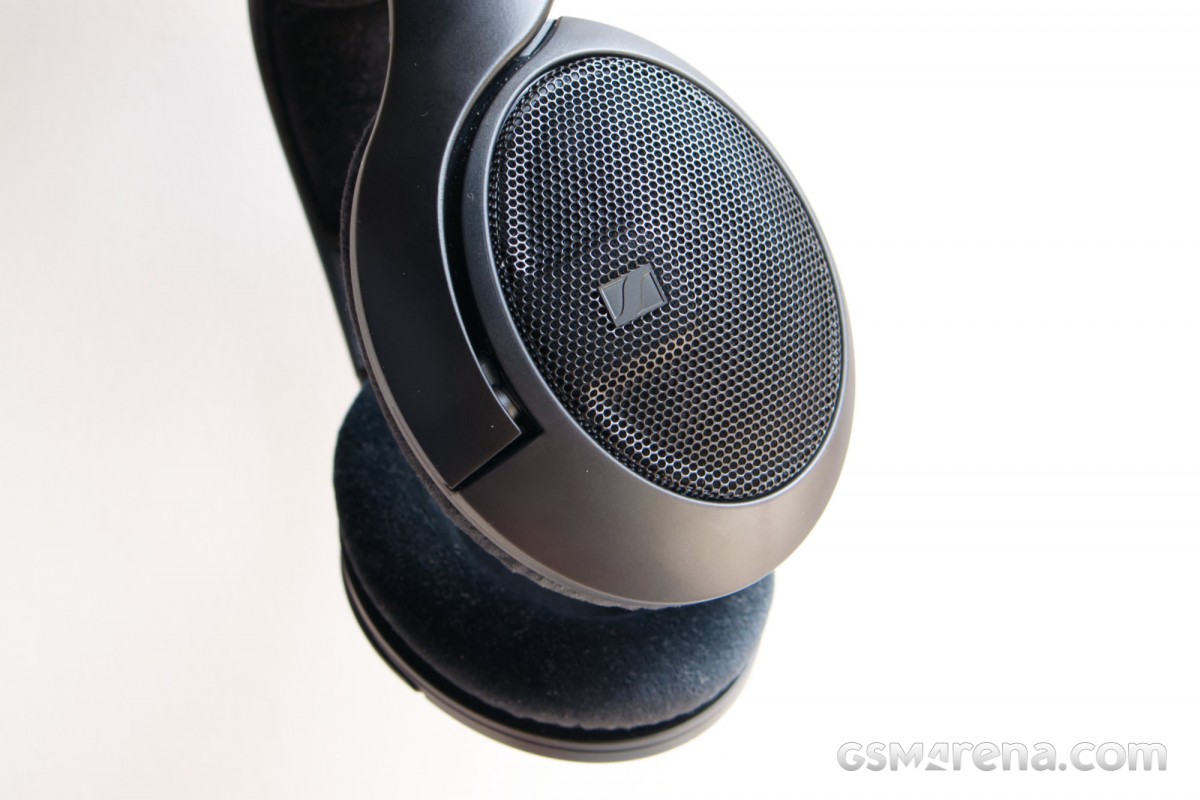 Sennheiser HD 400 Pro Professional Master Headphones Review