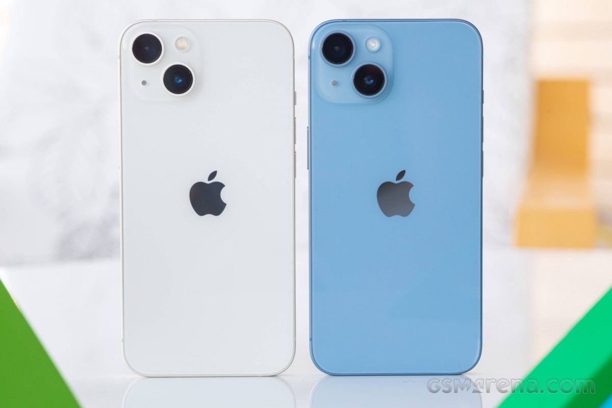 iphone 14 in blue colour