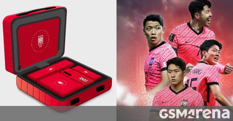 KT's special Galaxy Z Fold4 bundle celebrates the Korean national football team