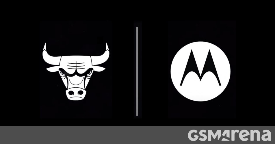 Chicago Bulls make Motorola jersey patch sponsor