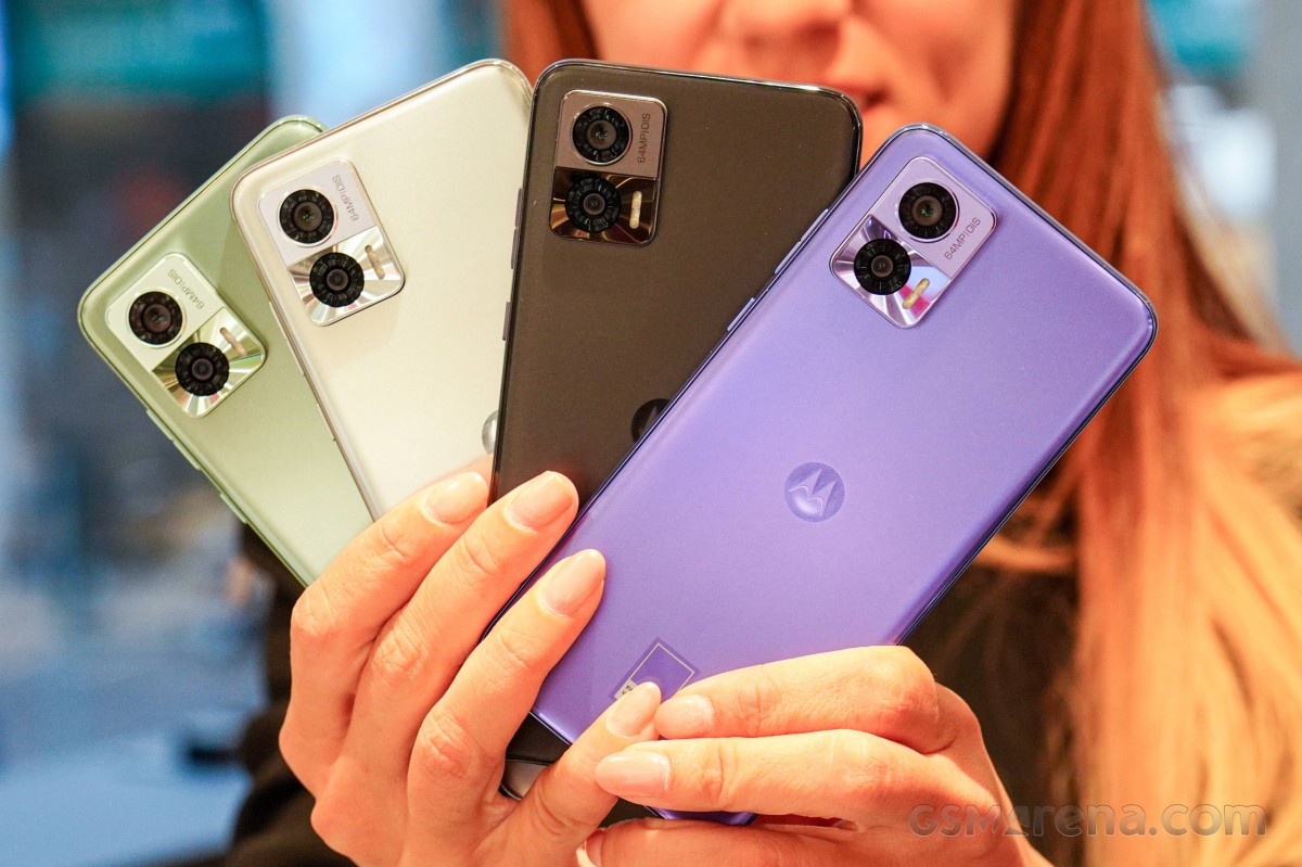 Motorola Edge 30 Neo pictures, official photos