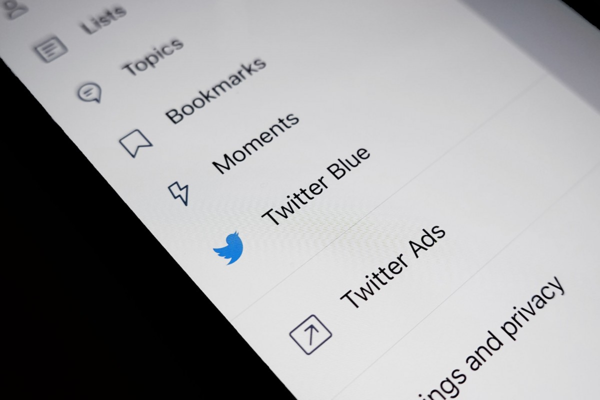 Twitter is testing an edit button, coming later this month to paying subscribers