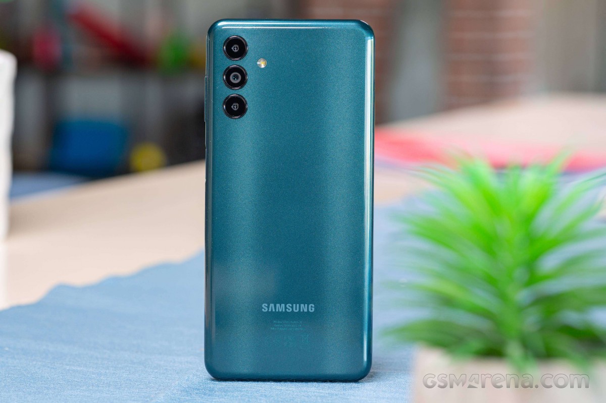 Samsung Galaxy A04s in for review