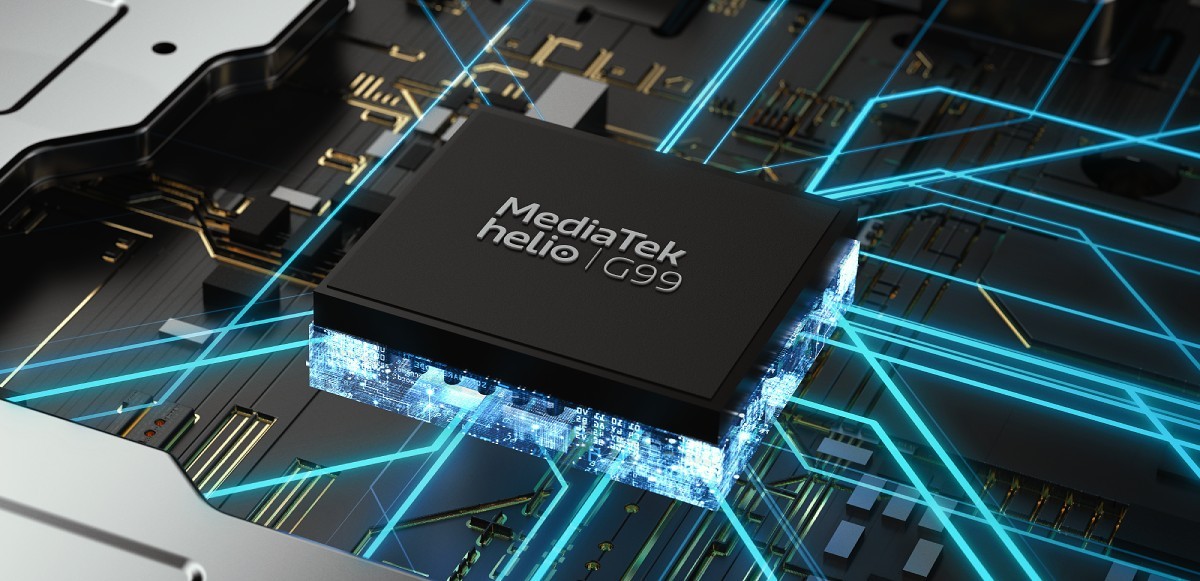 Moto G72: MediaTek Helio G99 chipset, 6/8GB of RAM and 128GB storage (plus a microSD slot)