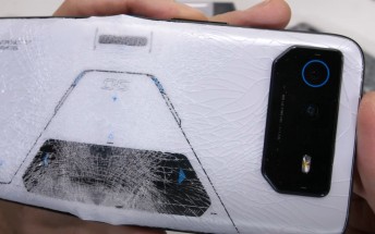 Here's why the Asus ROG Phone 6 Pro snapped in half when bent