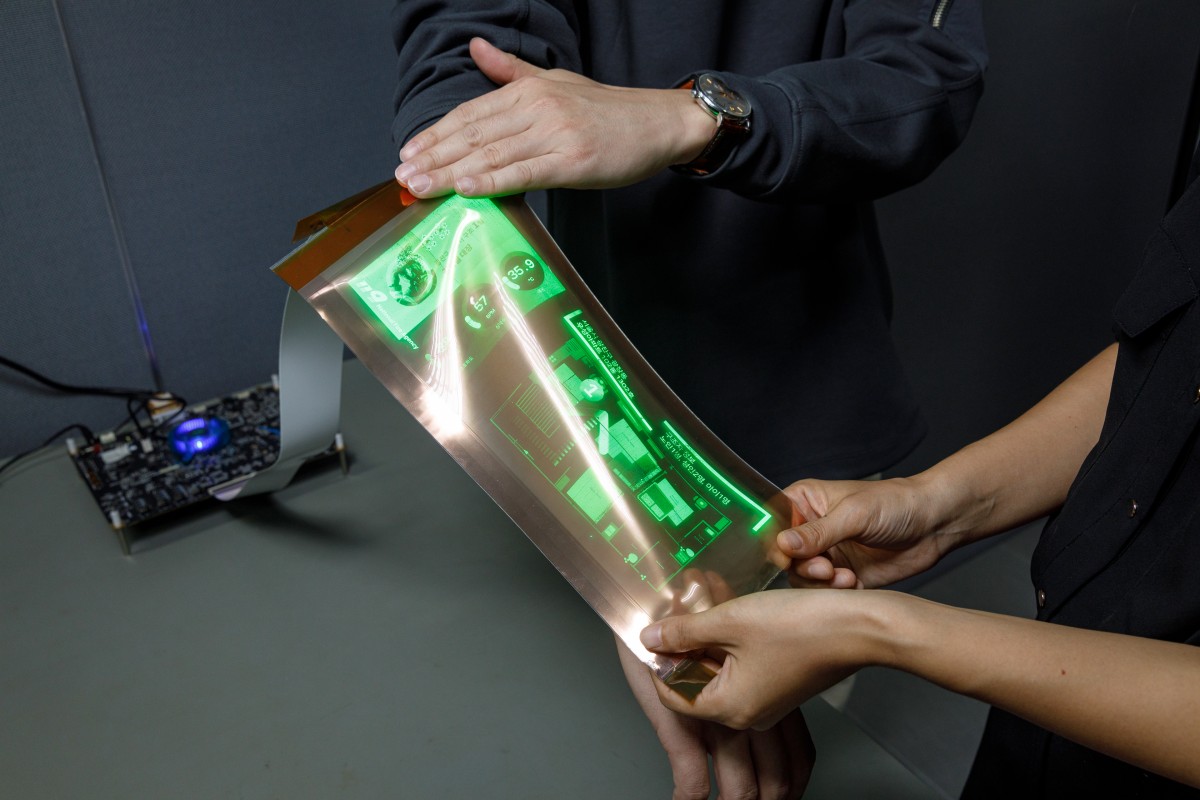 samsung stretchable display