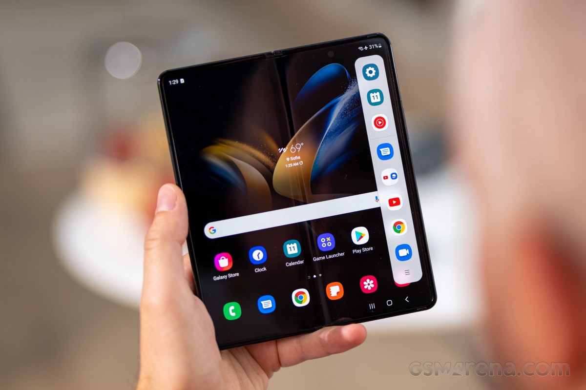 Samsung Galaxy Z Fold4 gets third One UI 5.0 beta update with November security patch and bug fixes